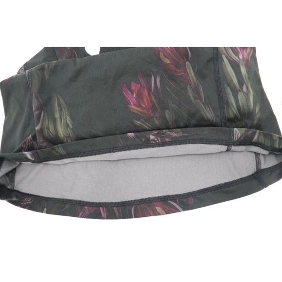 Lululemon Women's S/M Scoop‎ Neck Tank Racerback Midnight Iris Black Dark Floral - Picture 13 of 14